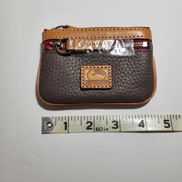 NWOT Dooney & Bourke Pebble Grain Card Case in Elephant - Picture 2 of 13